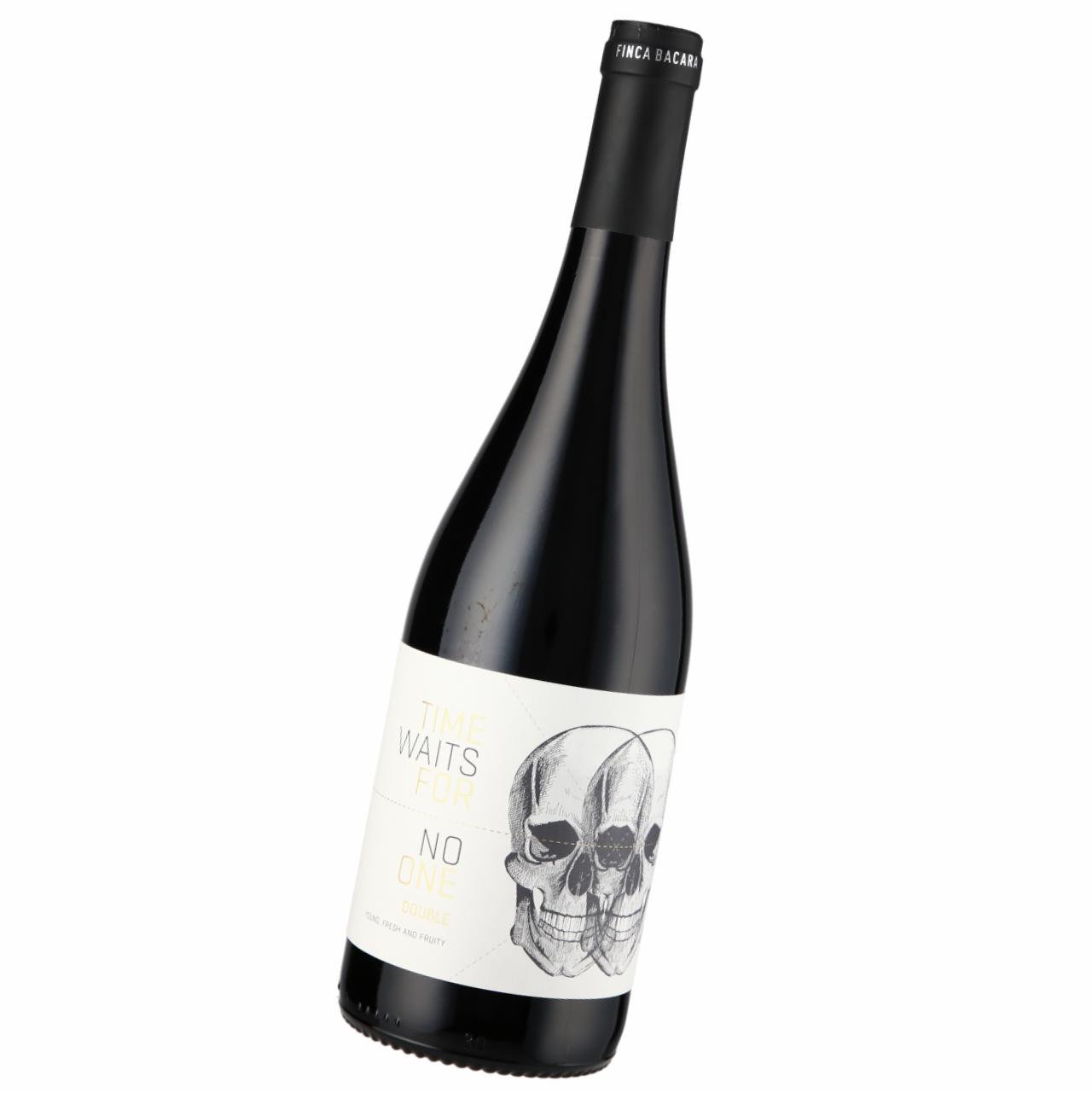 Finca Bacara, Time Waits For No One, Double Skull